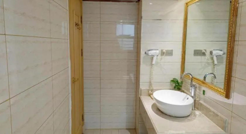 Vienna Hotel Yueyang East Station