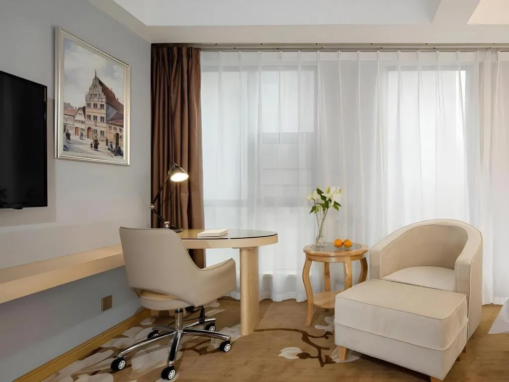 Vienna Hotel Yueyang East Station