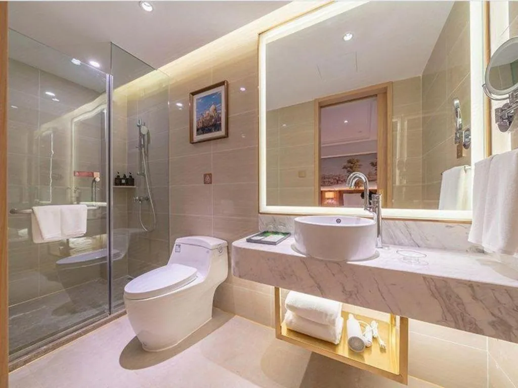 Vienna Hotel Chongqing West Station Square