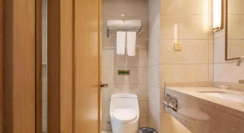 Vienna Hotel Jinjiang Bus Passenger Station