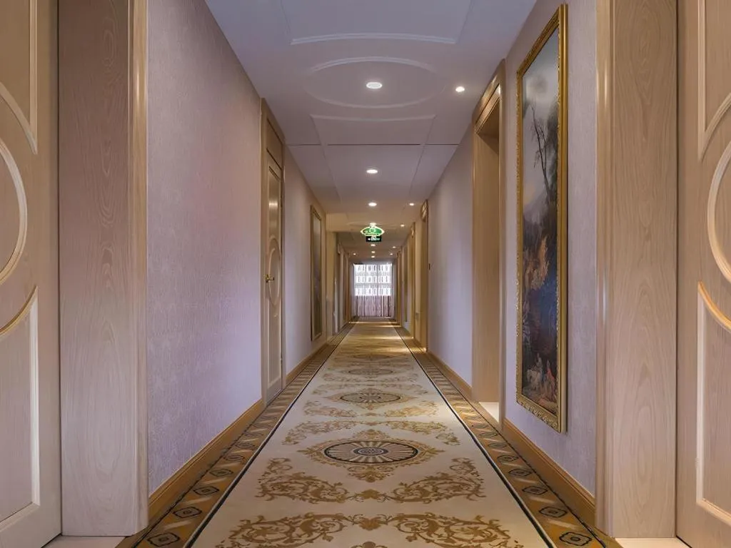 Vienna Hotel Chengdu North Railway Station North Square Wukuaishi Metro Station