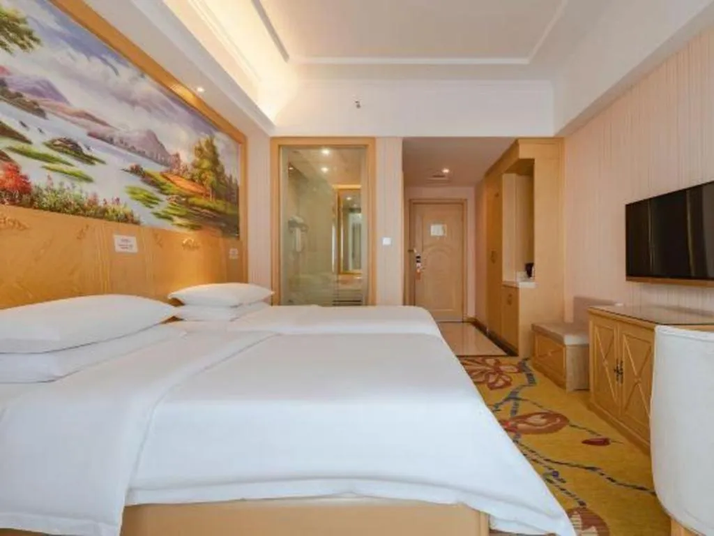 Bed in Vienna Hotel Chengdu North Railway Station North Square Wukuaishi Metro Station