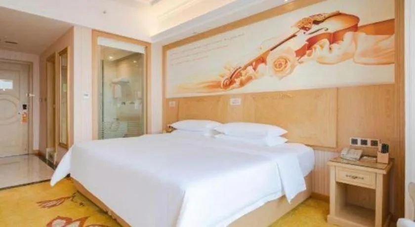 Bed in Vienna Hotel Chengdu North Railway Station North Square Wukuaishi Metro Station