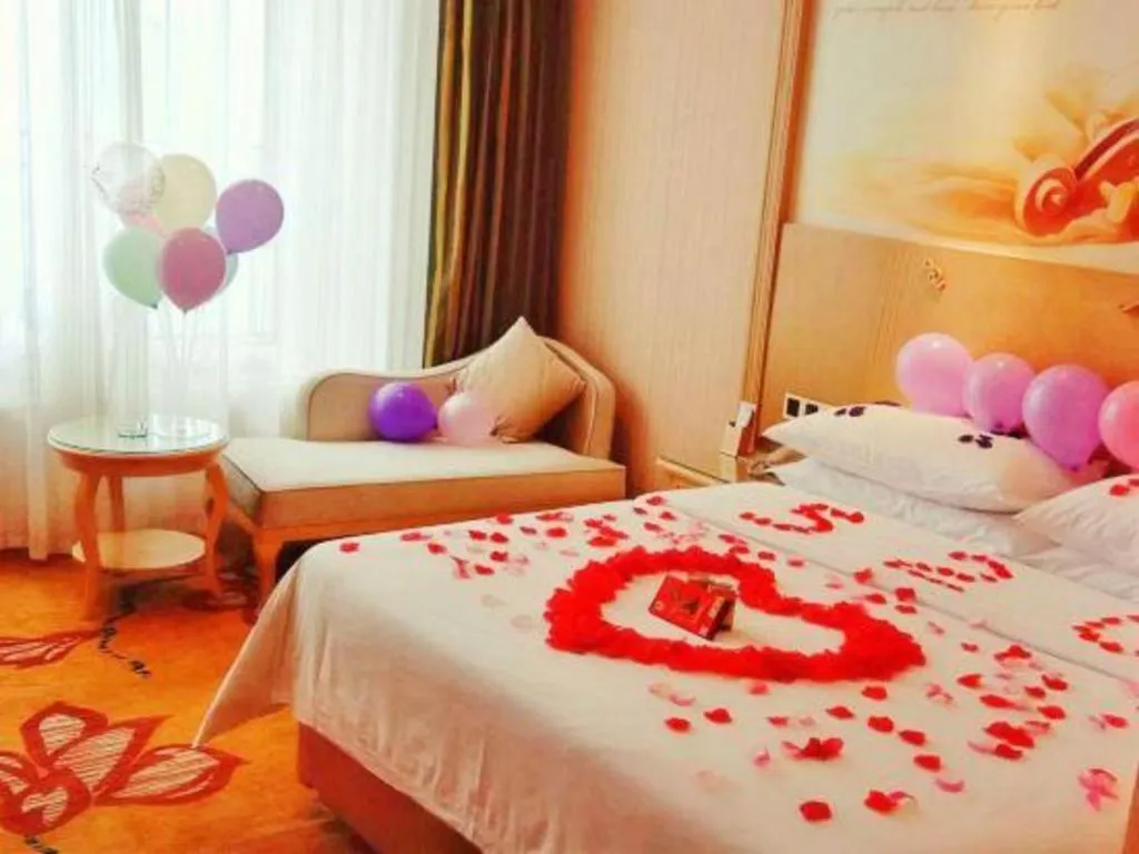 Bed in Vienna Hotel Chengdu North Railway Station North Square Wukuaishi Metro Station