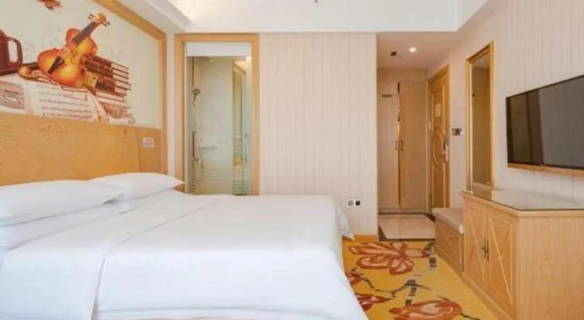 Bed in Vienna Hotel Chengdu North Railway Station North Square Wukuaishi Metro Station