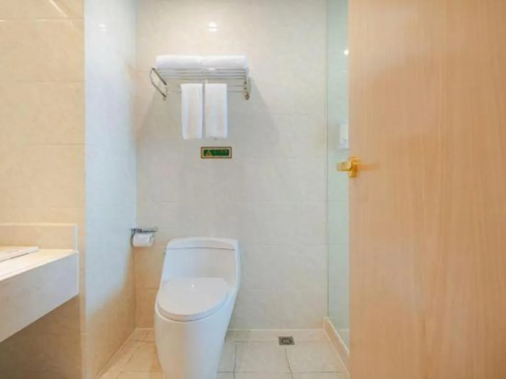 Vienna Hotel Chengdu North Railway Station North Square Wukuaishi Metro Station