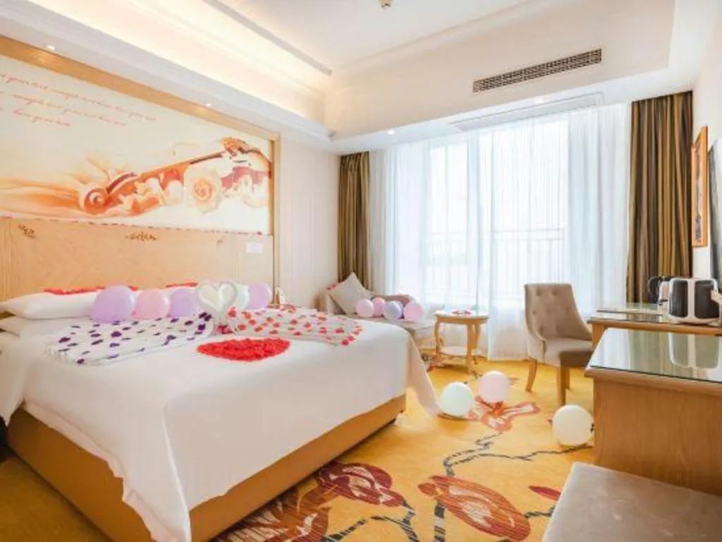 Bed in Vienna Hotel Chengdu North Railway Station North Square Wukuaishi Metro Station