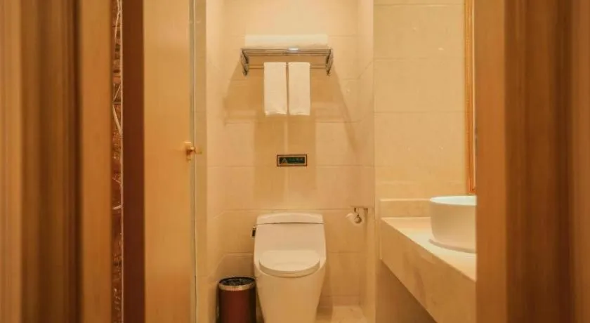 Vienna Hotel Chengdu North Railway Station North Square Wukuaishi Metro Station