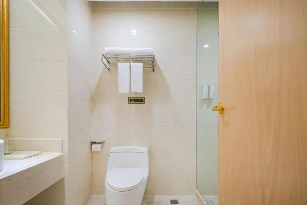 Vienna Hotel Chengdu North Railway Station North Square Wukuaishi Metro Station