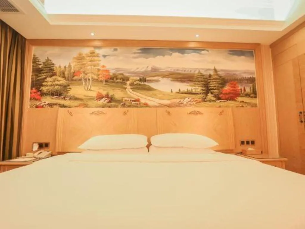 Bed in Vienna Hotel Chengdu North Railway Station North Square Wukuaishi Metro Station