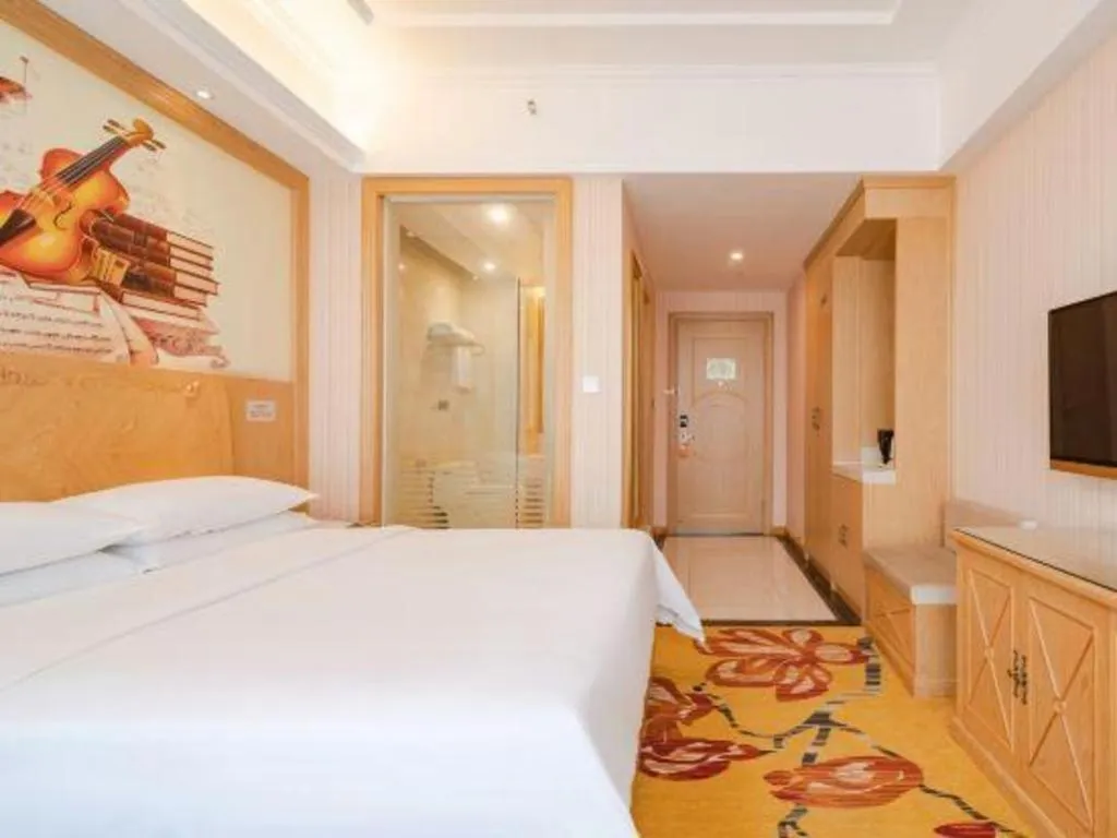 Bed in Vienna Hotel Chengdu North Railway Station North Square Wukuaishi Metro Station