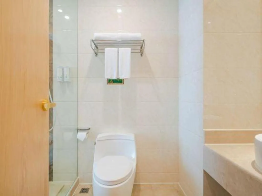 Vienna Hotel Chengdu North Railway Station North Square Wukuaishi Metro Station