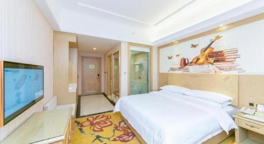 Bed in Vienna Hotel Chengdu North Railway Station North Square Wukuaishi Metro Station