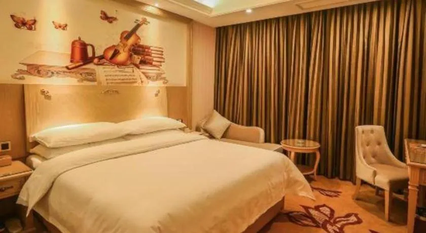 Bed in Vienna Hotel Chengdu North Railway Station North Square Wukuaishi Metro Station