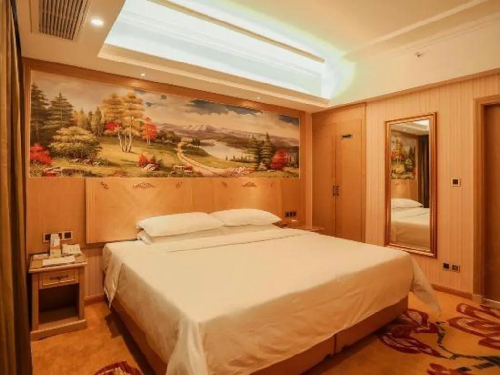 Bed in Vienna Hotel Chengdu North Railway Station North Square Wukuaishi Metro Station