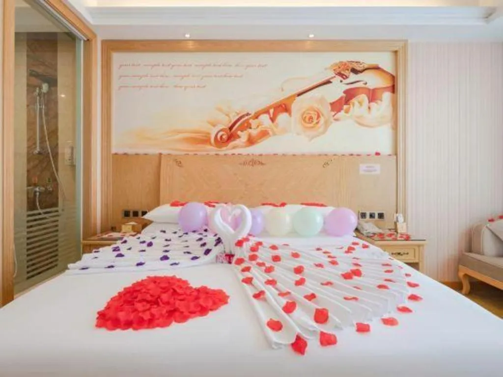 Bed in Vienna Hotel Chengdu North Railway Station North Square Wukuaishi Metro Station