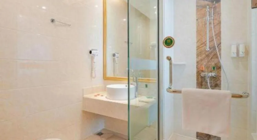 Vienna Hotel Chengdu North Railway Station North Square Wukuaishi Metro Station