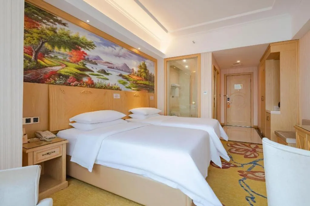 Bed in Vienna Hotel Chengdu North Railway Station North Square Wukuaishi Metro Station