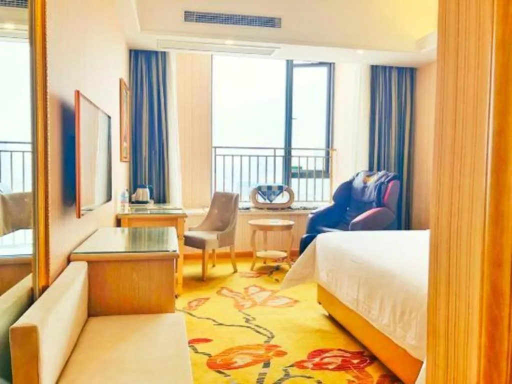 Bed in Vienna Hotel Chengdu North Railway Station North Square Wukuaishi Metro Station