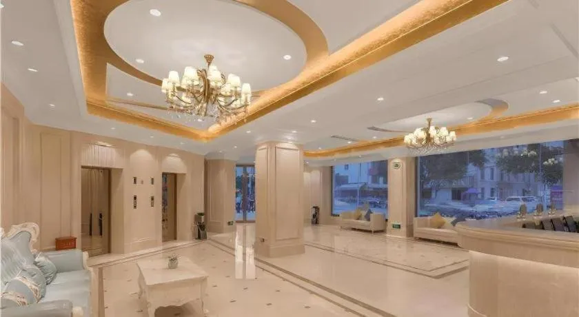 Vienna Hotel Yuxi Hongta Avenue High-Speed Railway Station