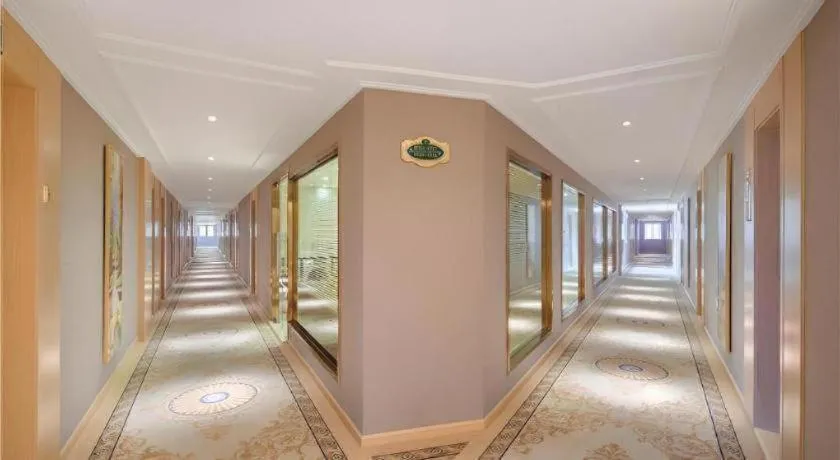 Vienna Hotel Yuxi Hongta Avenue High-Speed Railway Station