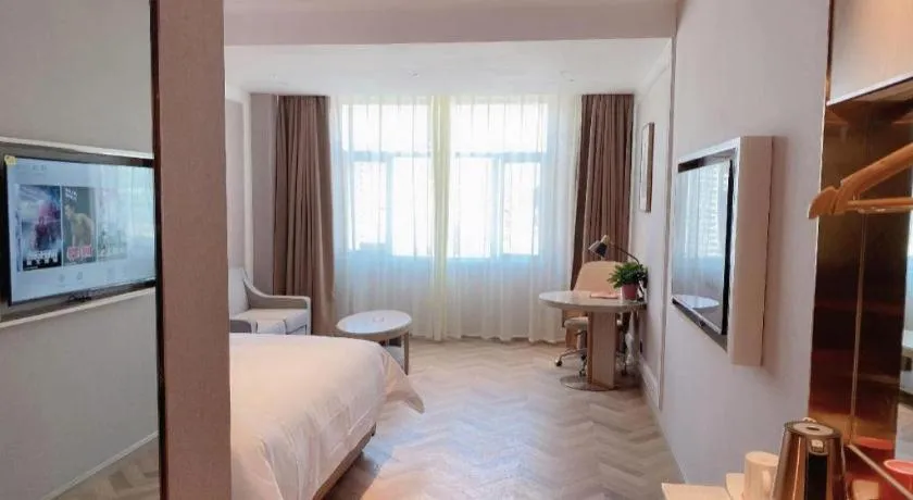 Vienna Hotel Lincang New Asia Pacific Times Square