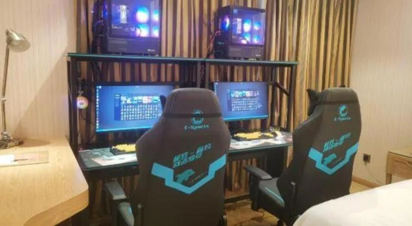 Vienna Hotel Guangxi Zhongshan Central Plaza West High-Speed Railway Station