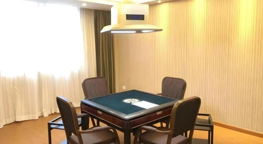 Vienna Hotel Hubei Jinzhou Jianli Jiangcheng