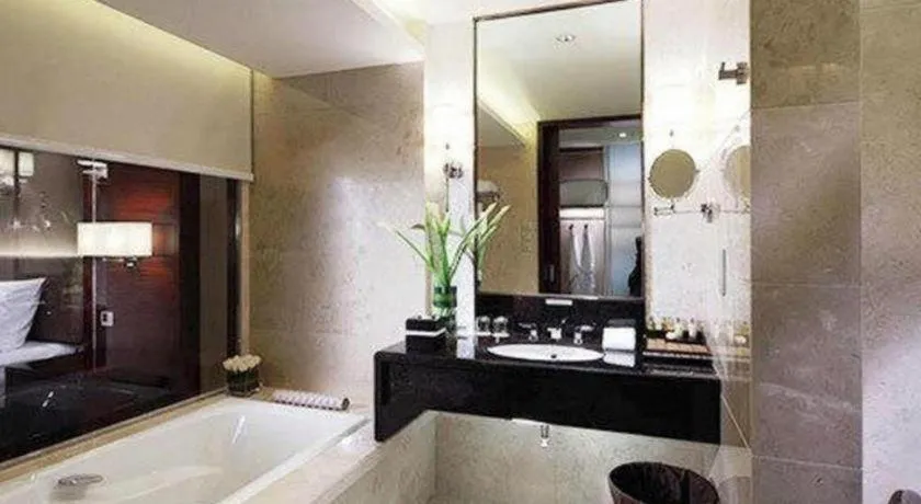 Venus Royal Hotel Shenzhen International Exhibition Center