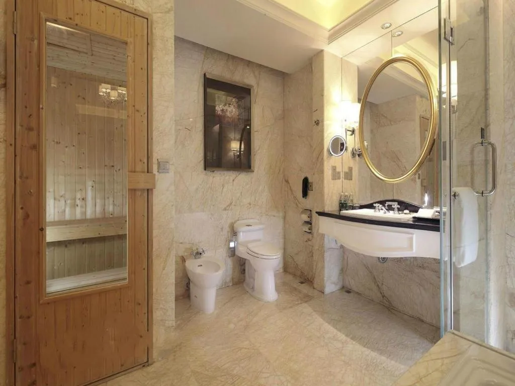 Venus Royal Hotel Shenzhen International Exhibition Center