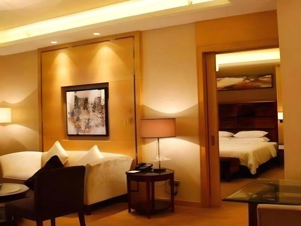 Bed in Venus Royal Hotel Shenzhen International Exhibition Center