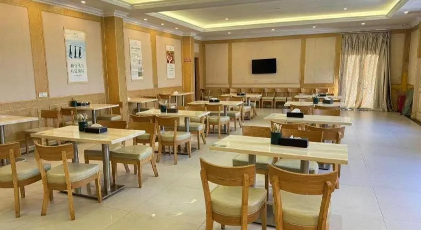 Vienna Hotel Fuzhou Changle Zhenghe Metro Station