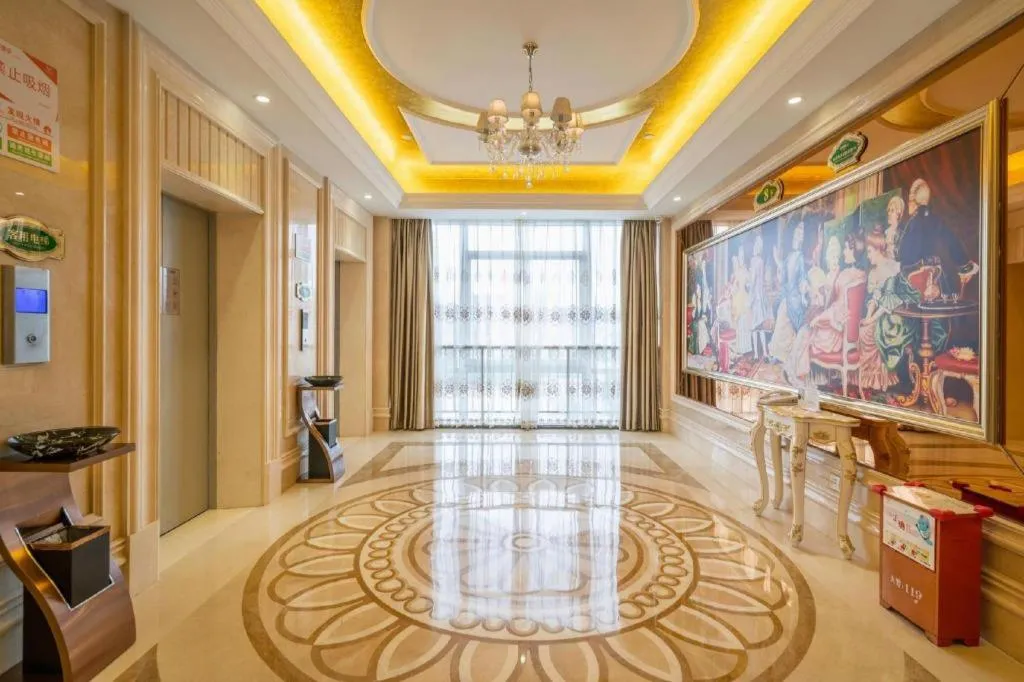 Vienna Hotel Fuzhou Changle Zhenghe Metro Station