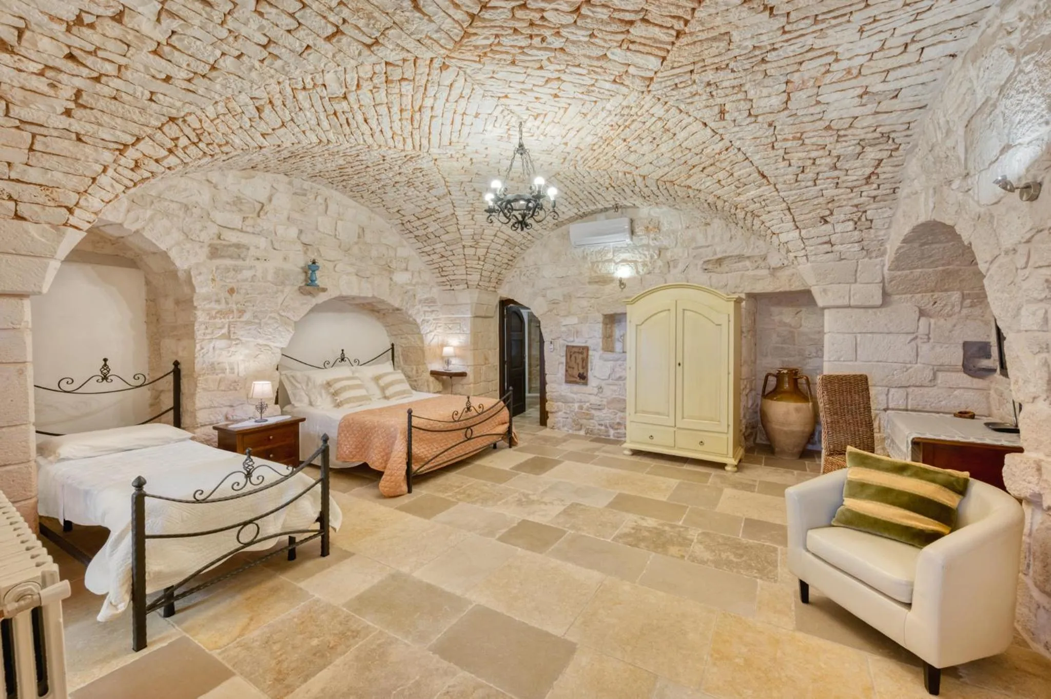 Bed in Trulli D'autore