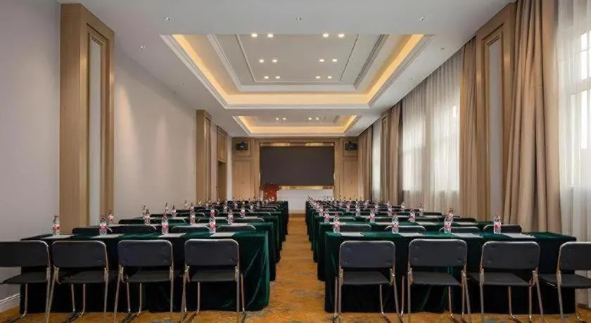 Vienna Hotel Tianjin Chentangzhuang Metro Station