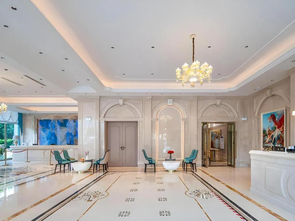 Vienna Hotel Yunnan Maitreya Huquan