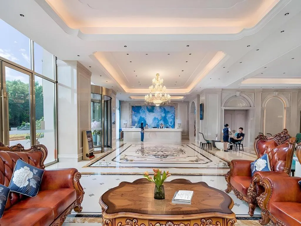 Vienna Hotel Yunnan Maitreya Huquan