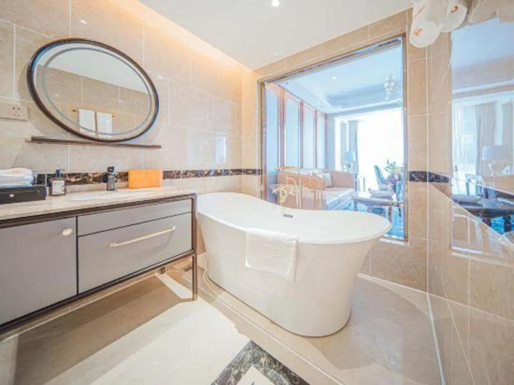 Vienna Hotel Yunnan Maitreya Huquan