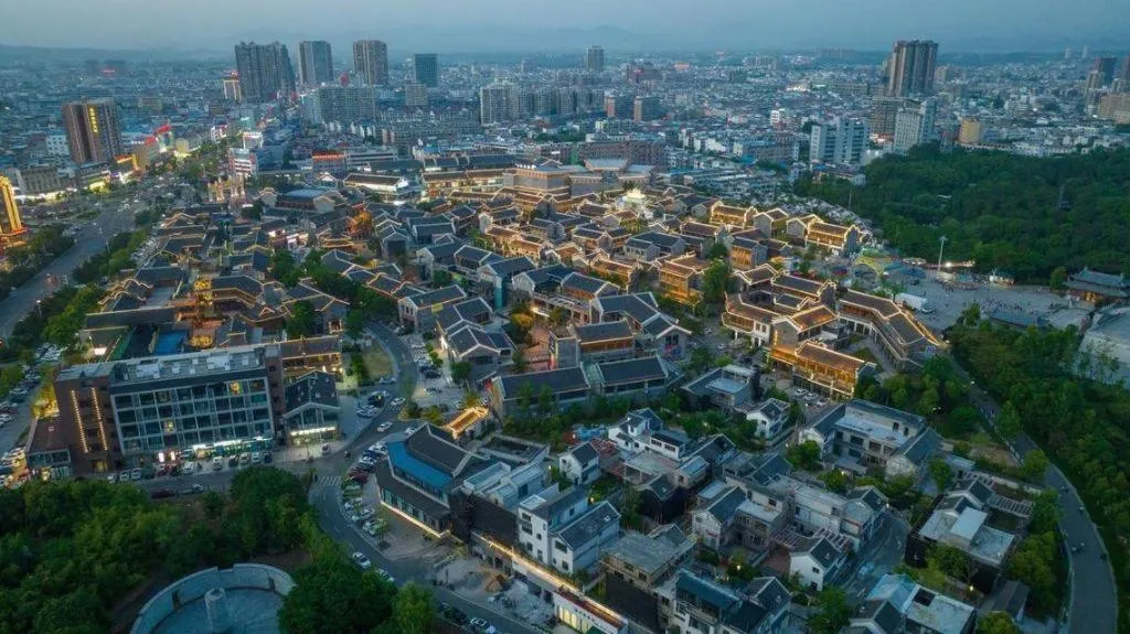 Vienna Hotel Hubei Macheng Cultural Town