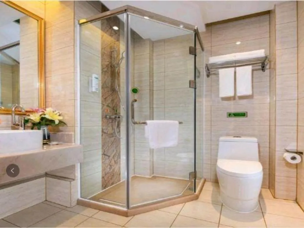 Vienna Hotel Tianjin 5th Avenue Youyi Road Cultural Center Metro Station