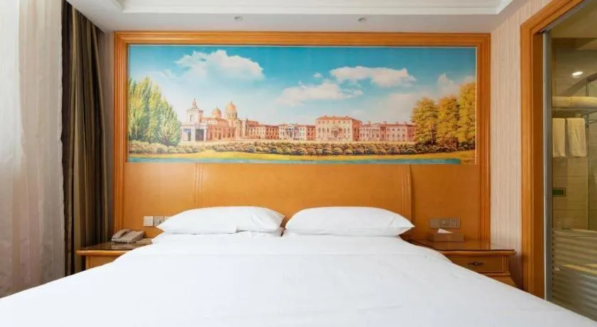 Bed in Vienna Hotel Tianjin 5th Avenue Youyi Road Cultural Center Metro Station