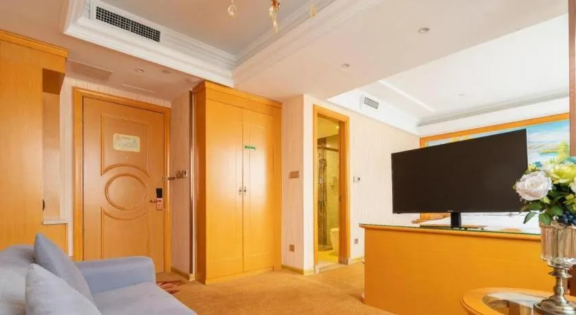 Vienna Hotel Tianjin 5th Avenue Youyi Road Cultural Center Metro Station