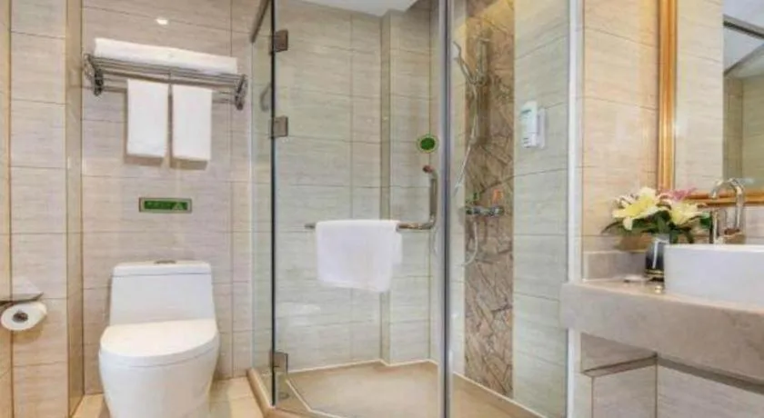 Vienna Hotel Tianjin 5th Avenue Youyi Road Cultural Center Metro Station