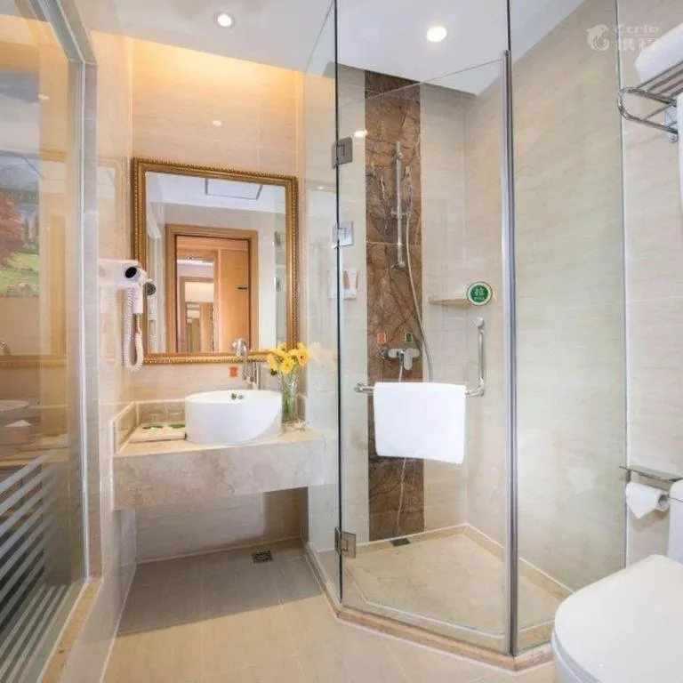 Vienna Hotel Tianjin 5th Avenue Youyi Road Cultural Center Metro Station