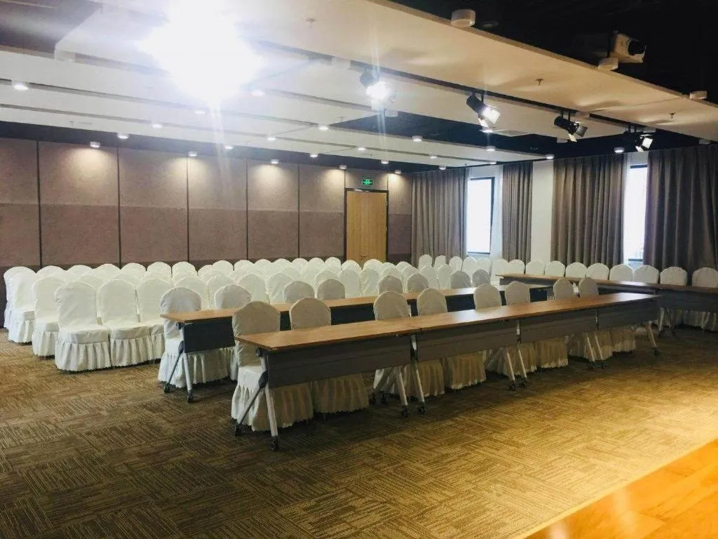 Vienna Hotel Tianjin 5th Avenue Youyi Road Cultural Center Metro Station