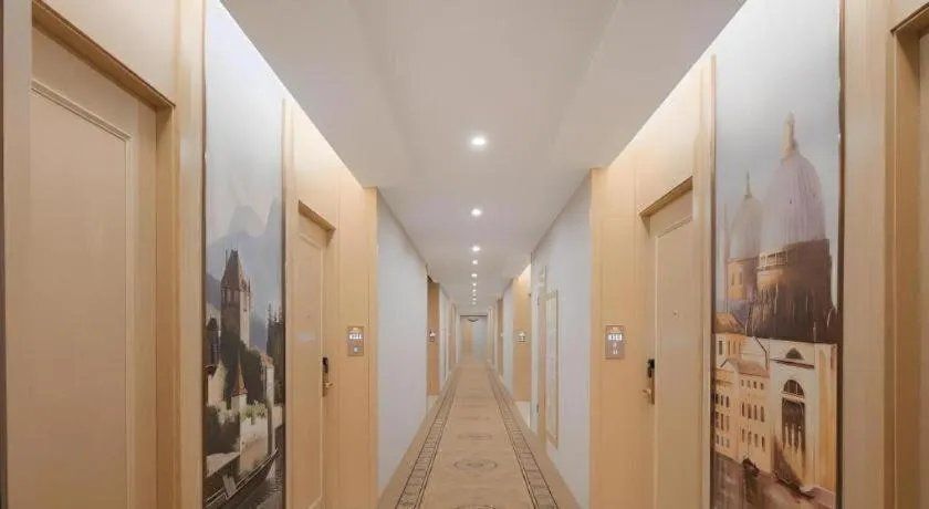 Vienna Hotel Shanghai Hongqiao Hub National Exhibition Center Huqingping Road