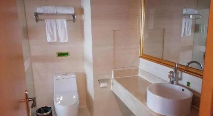 Vienna Hotel Guangxi Yulin Rong County Guinan Road