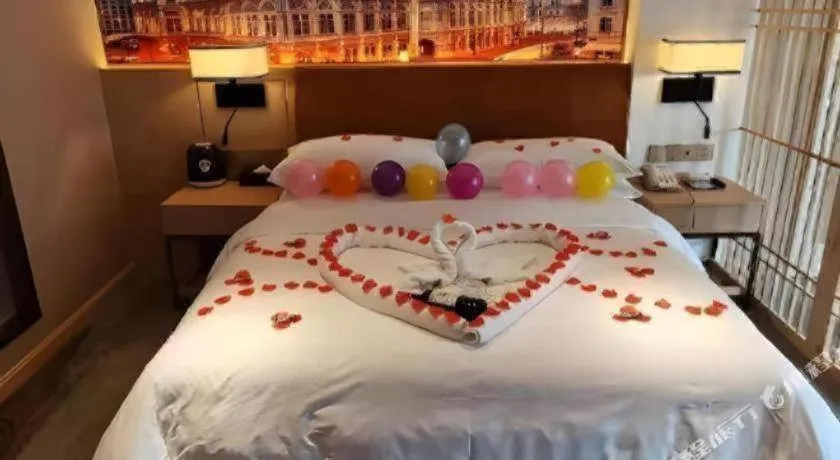 Bed in Vienna Hotel Chengdu Exhibition Center In Time City