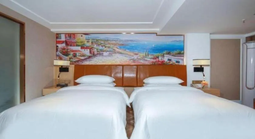 Bed in Vienna Hotel Chengdu Exhibition Center In Time City