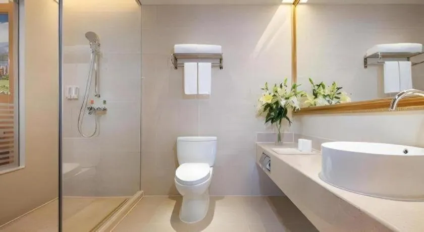 Vienna Hotel Shenzhen Pingdi Huancheng South Road